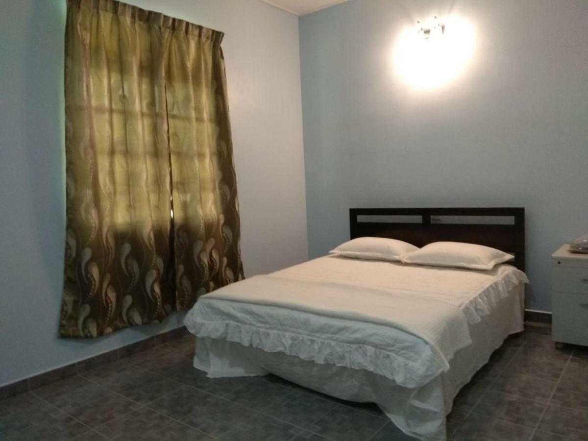 Trigona Chalet Hotel Marang Kültér fotó
